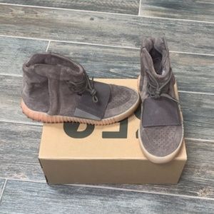 Yeezy Boost 750 'Grey Gum' 100% AUTHENTIC
